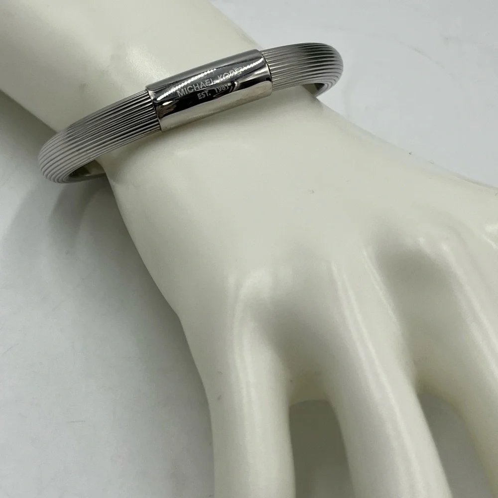 Michael Kors MK6190040‎ Solid Stainless Steel Ribbed Logo Plaque Bracelet